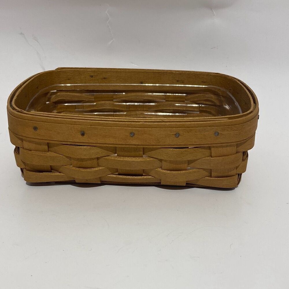 Longaberger Tan 2007 Woven Bread Fruit Woven Handmade Basket & Protector